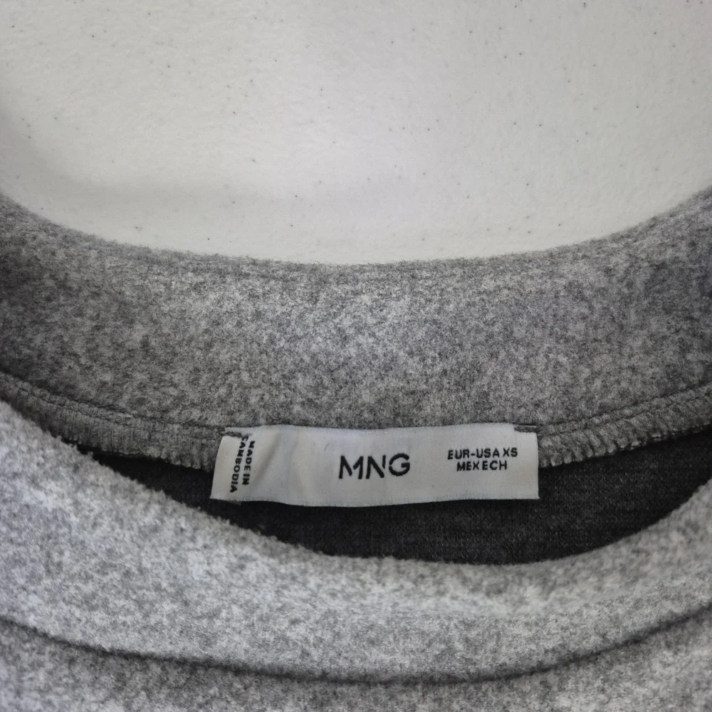 MNG by Mango Sweatshirt Womens XS Gray Crewneck Cropped Boxy Boho Pullover - Picture 2 of 8